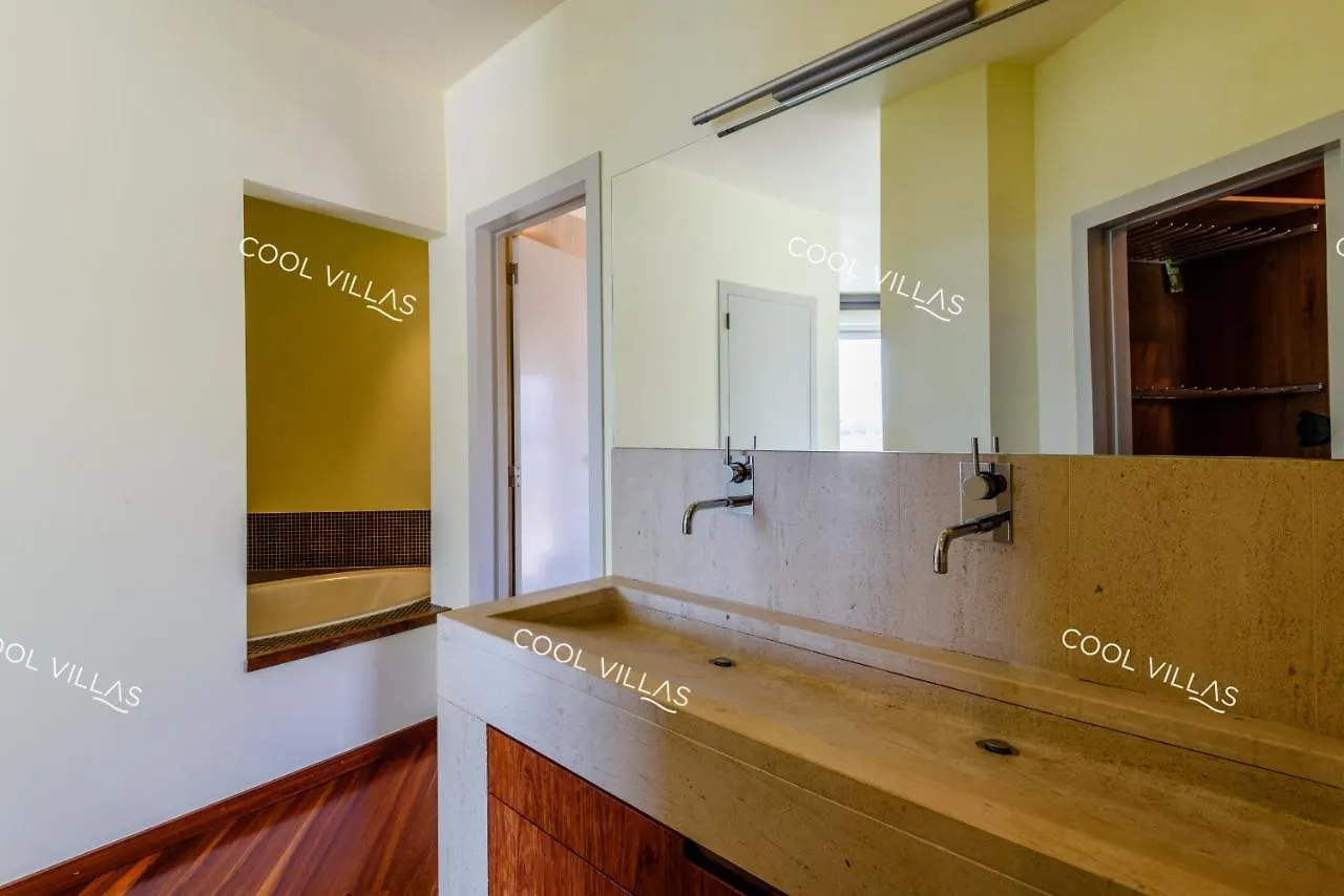 Ferragudo Premium Villa - heatable pool&river views