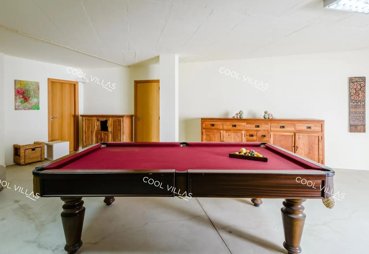Ferragudo Premium Villa - Heatable Pool & River Views Portugal