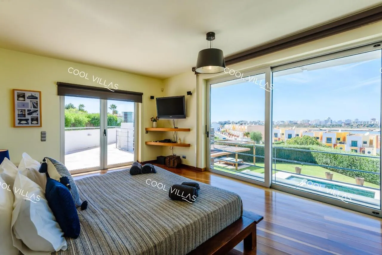 Ferragudo Premium Villa - Heatable Pool & River Views Ferragudo (Faro)
