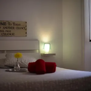 The Blue House - Saint Pauls Apartment Lisbon